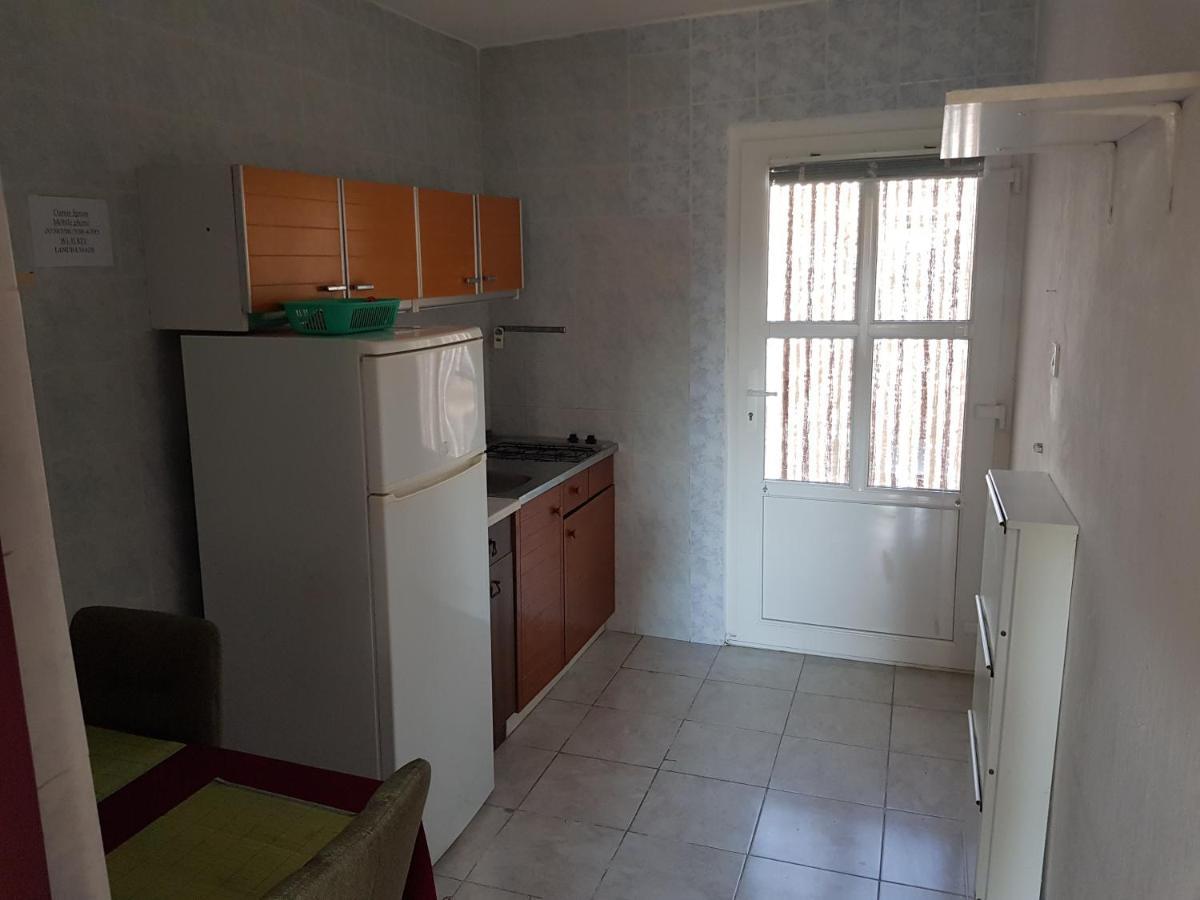 Apartments Nikol Лопар Екстериор снимка